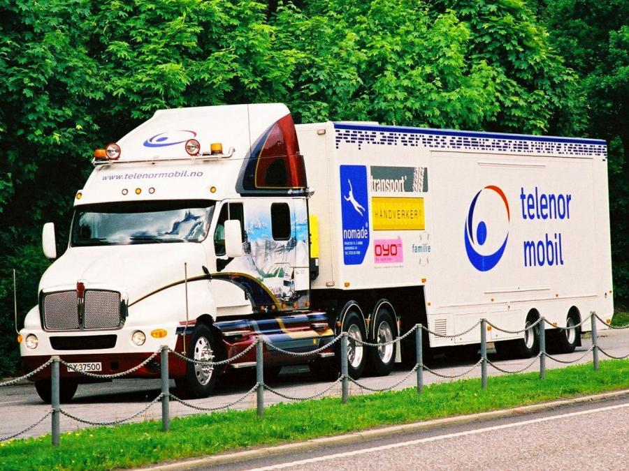  Kenworth T2000 1996 года  (фото 3 из 5)